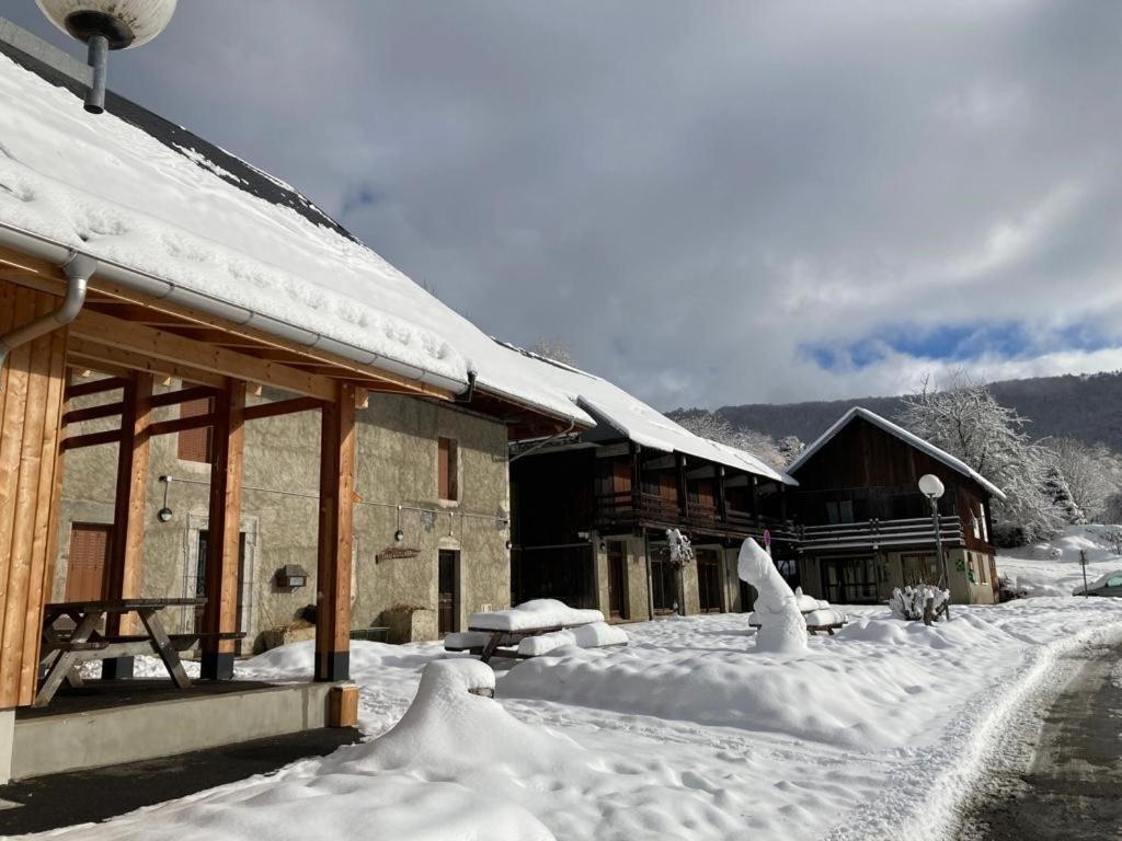 La Ferme De La Mense Hotel Aillon-le-Jeune Kültér fotó